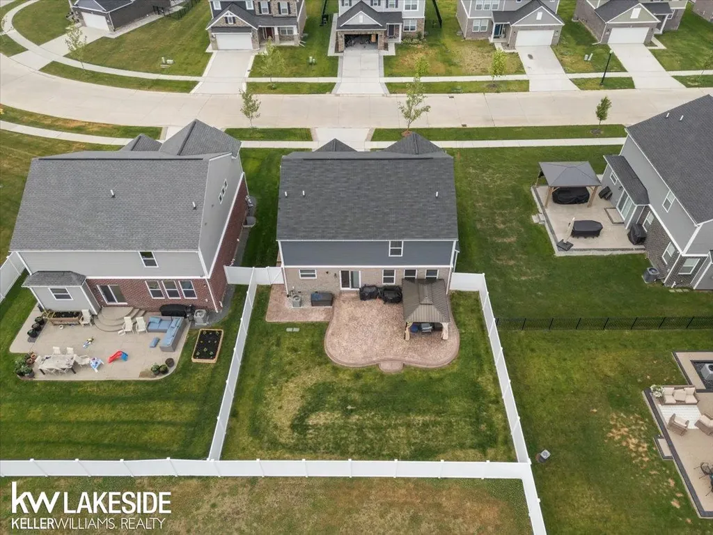 23732 Shadow Woods Avenue Macomb Township MI 48042