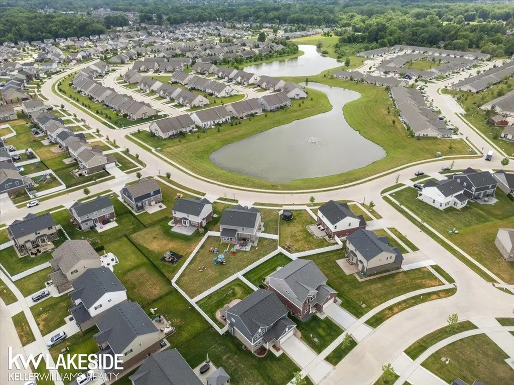 23732 Shadow Woods Avenue Macomb Township MI 48042