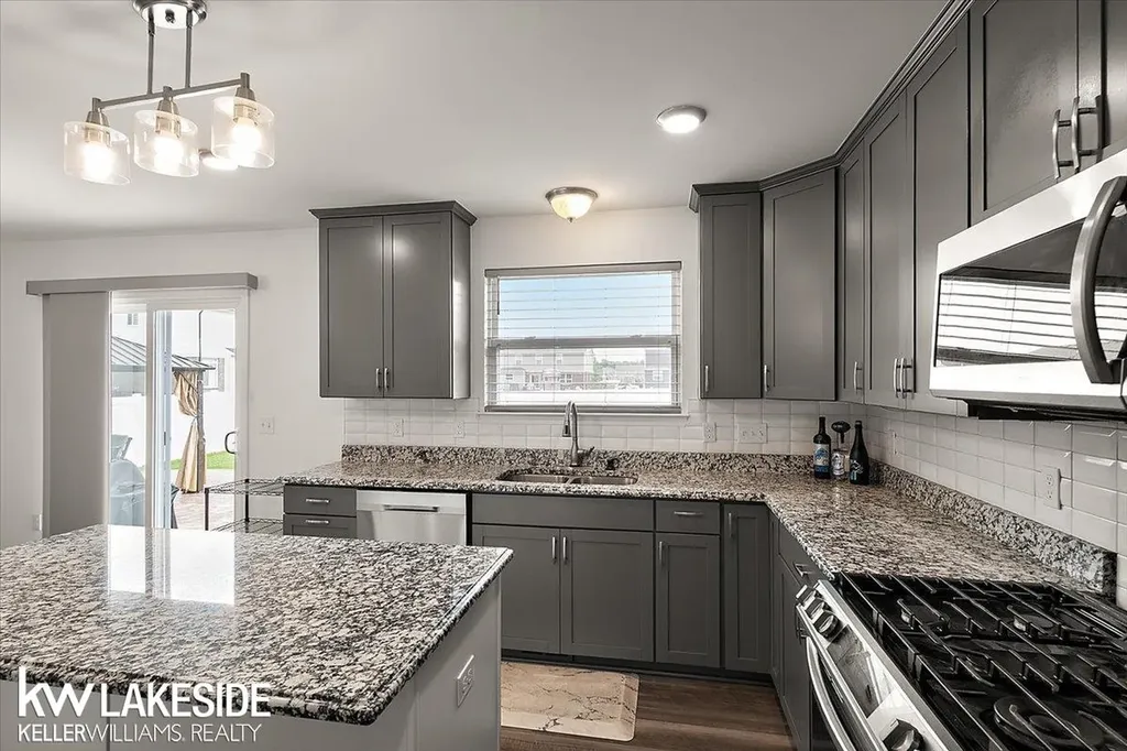 23732 Shadow Woods Avenue Macomb Township MI 48042