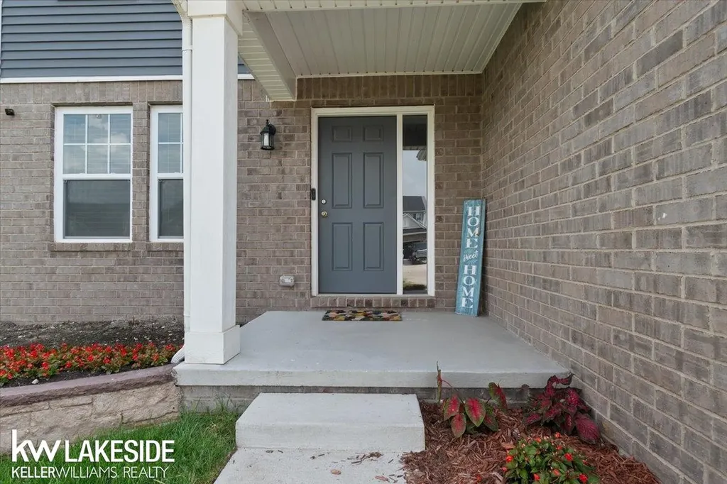 23732 Shadow Woods Avenue Macomb Township MI 48042