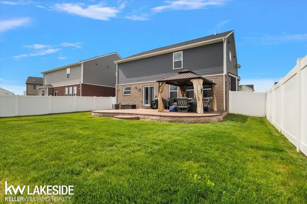 23732 Shadow Woods Avenue Macomb Township MI 48042