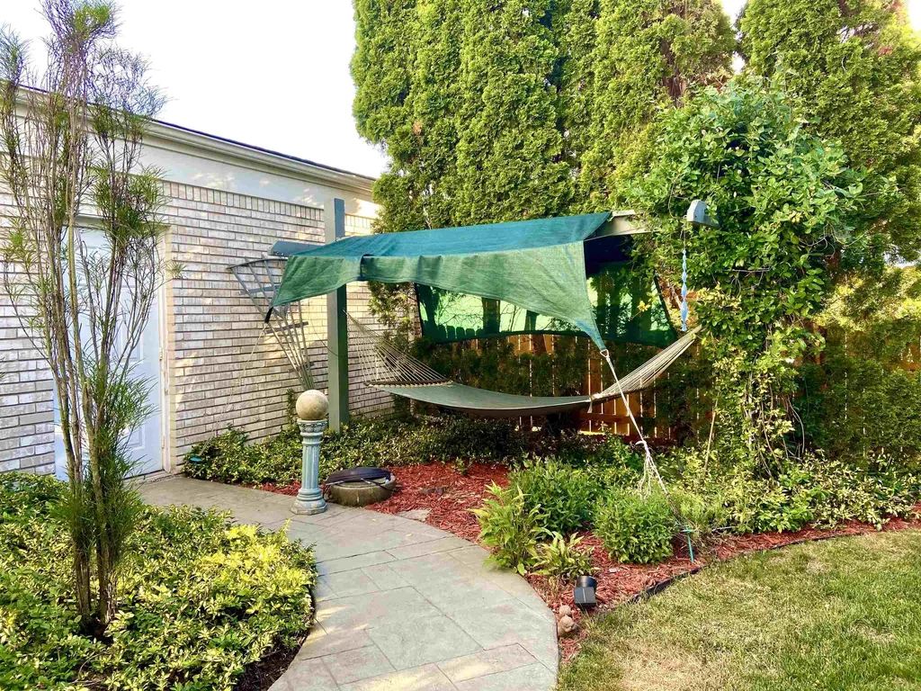 2330 Hillendale Drive Rochester Hills City MI 48309