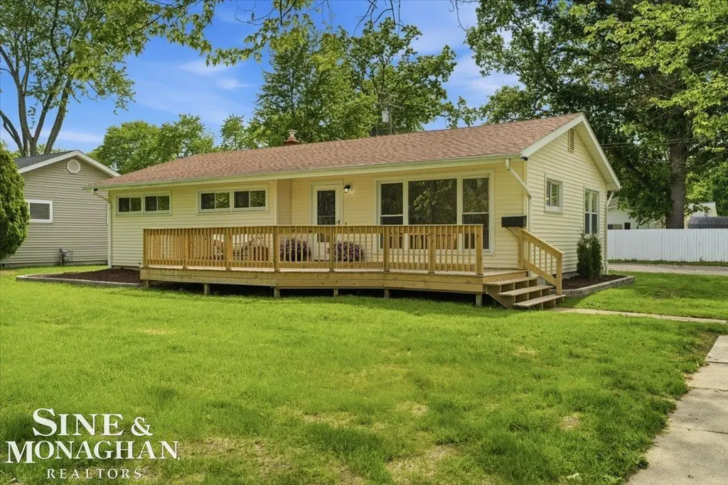 1706 New Jersey Avenue Marysville City MI 48040