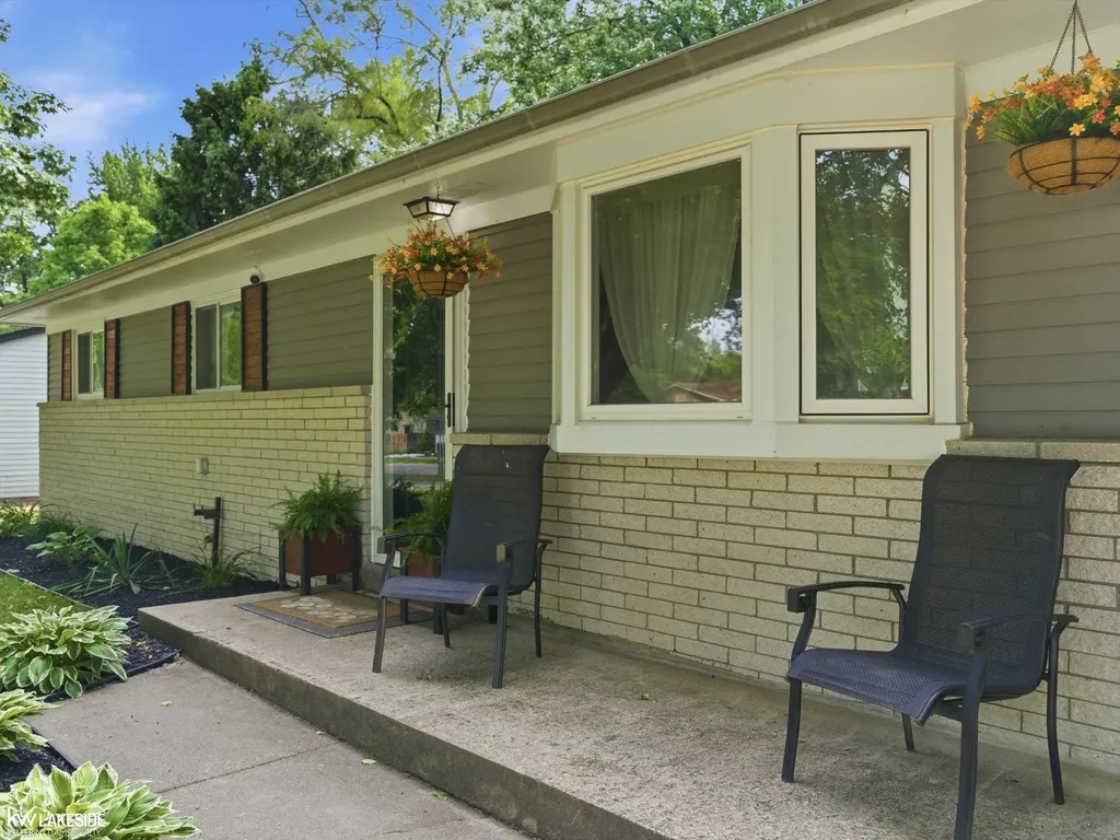 45709 Wakefield Street Shelby Charter Township MI 48317