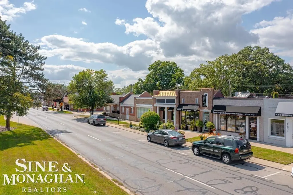 1229 Brys Drive Grosse Pointe Woods City MI 48236