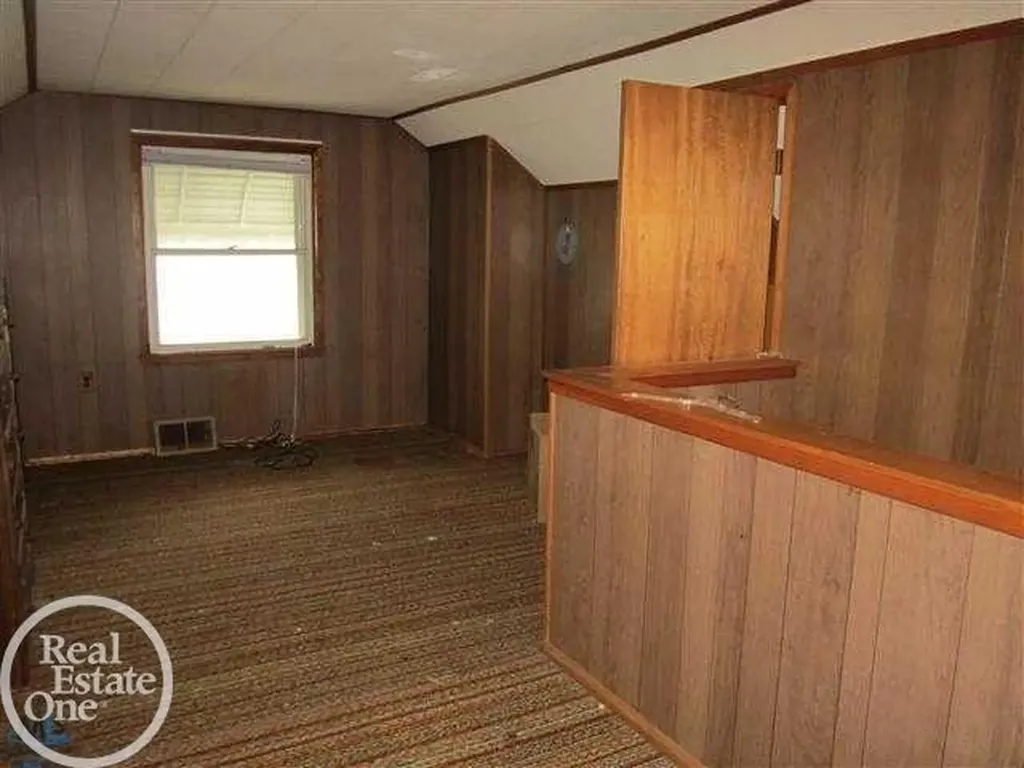 22133 Donald Avenue Eastpointe City MI 48021