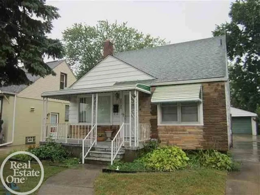 22133 Donald Avenue Eastpointe City MI 48021