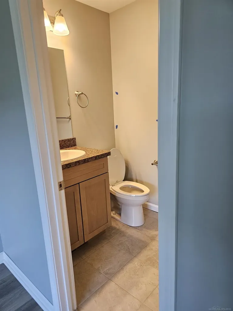 37971 Dor Sal Street Sterling Heights City MI 48312