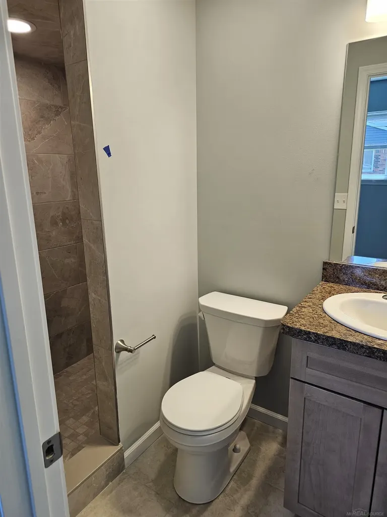 37971 Dor Sal Street Sterling Heights City MI 48312