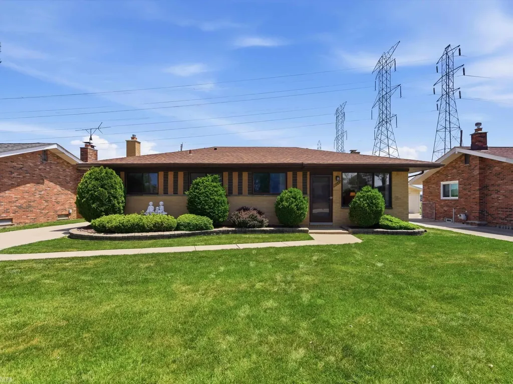 35842 Malibu Drive Sterling Heights City MI 48312