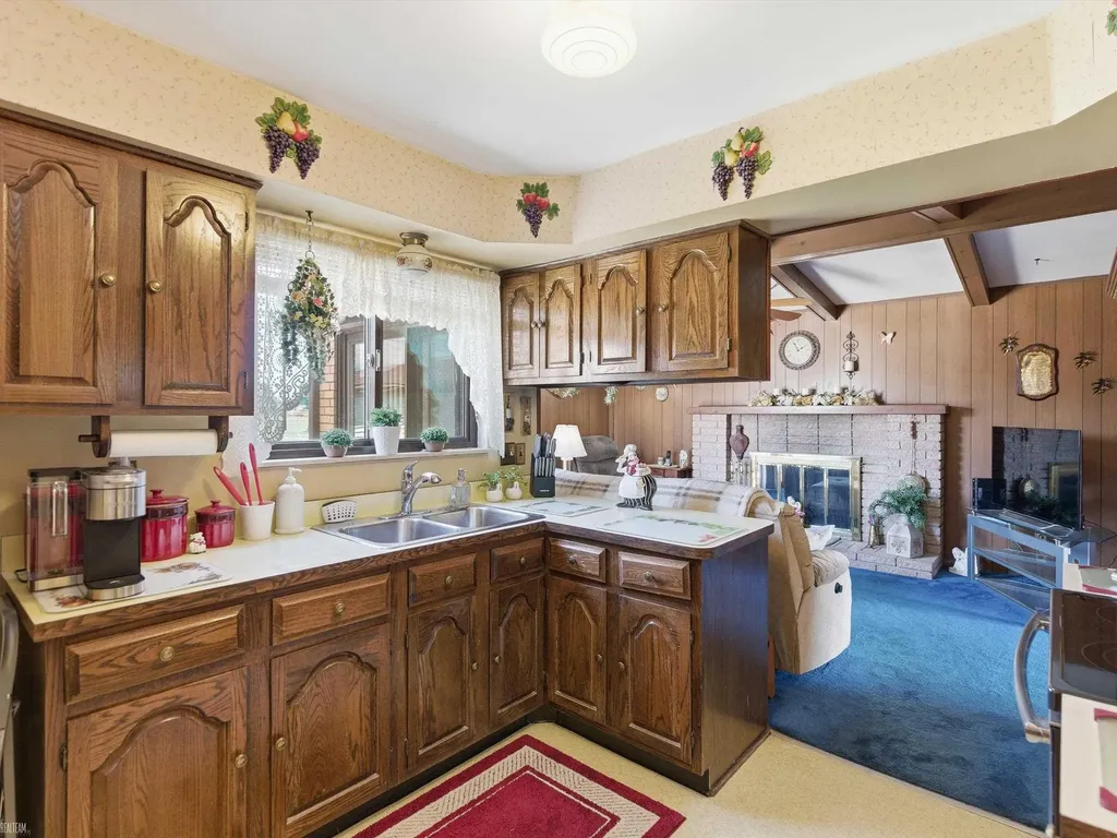 35842 Malibu Drive Sterling Heights City MI 48312
