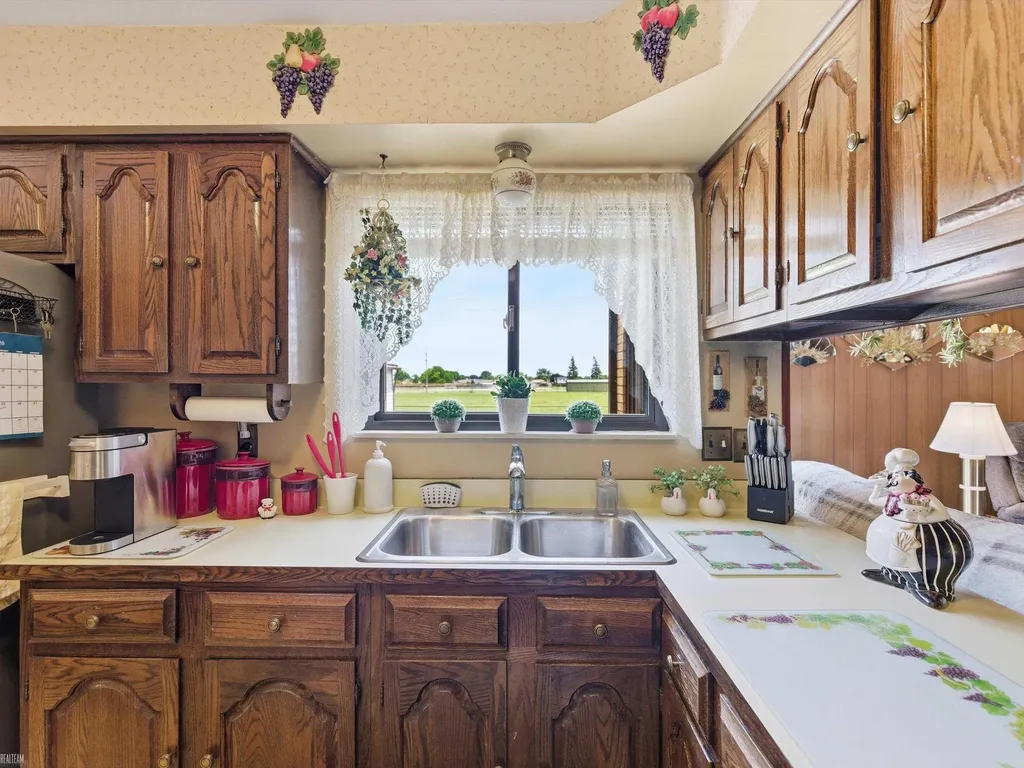 35842 Malibu Drive Sterling Heights City MI 48312