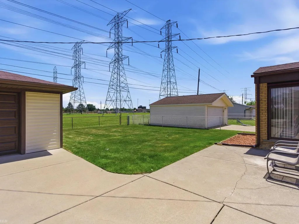 35842 Malibu Drive Sterling Heights City MI 48312
