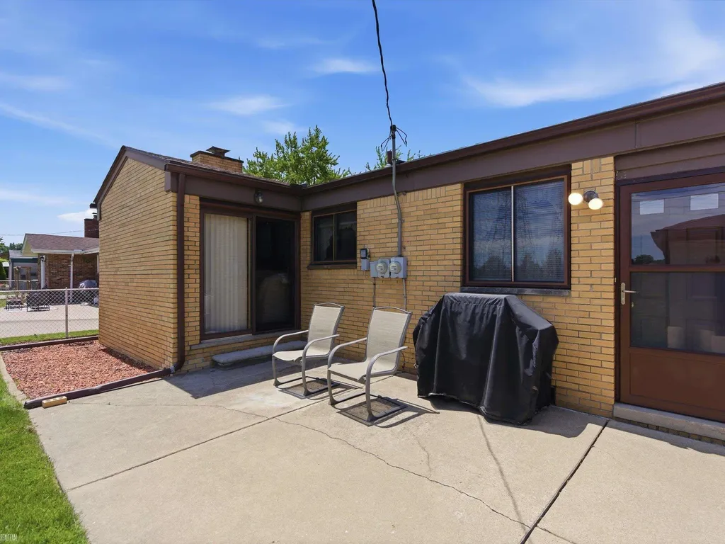 35842 Malibu Drive Sterling Heights City MI 48312