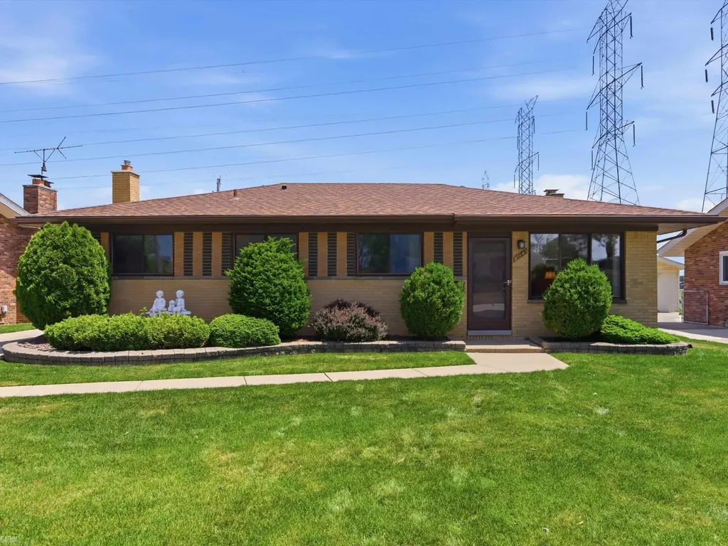 35842 Malibu Drive Sterling Heights City MI 48312