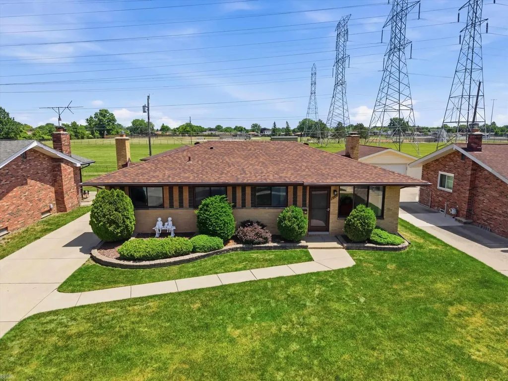 35842 Malibu Drive Sterling Heights City MI 48312