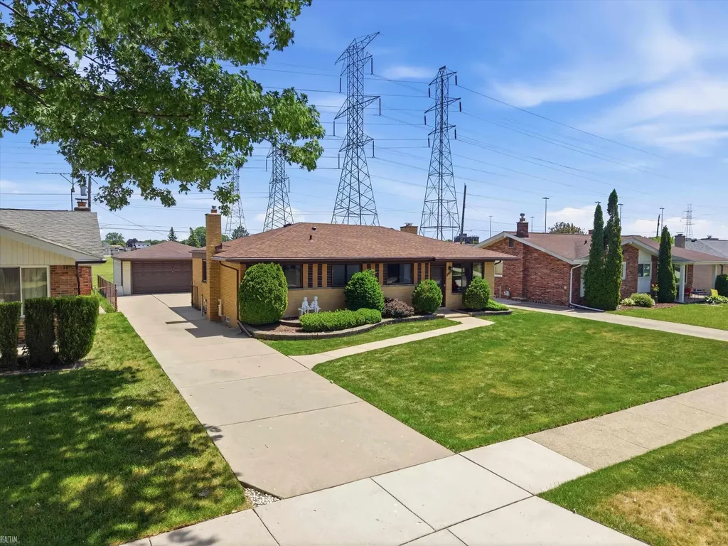 35842 Malibu Drive Sterling Heights City MI 48312