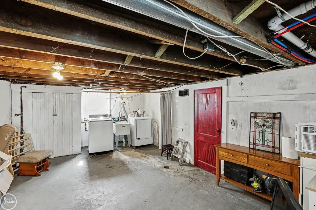 149 Pleasant Street Romeo Village MI 48065