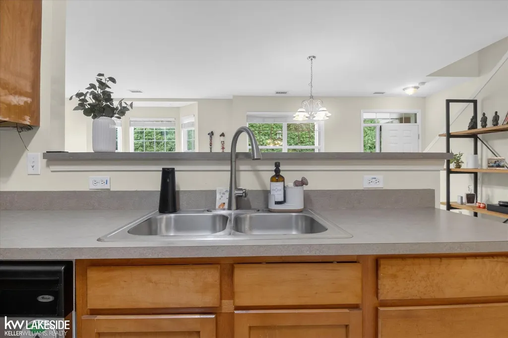 4050 Radcliff Drive Canton Charter Township MI 48188