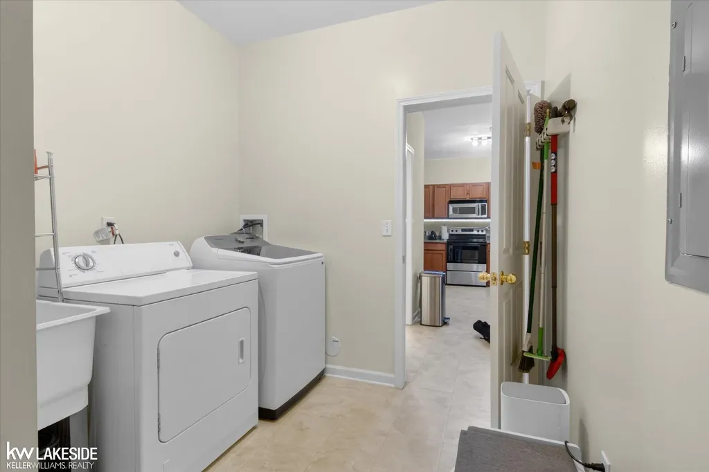 4050 Radcliff Drive Canton Charter Township MI 48188