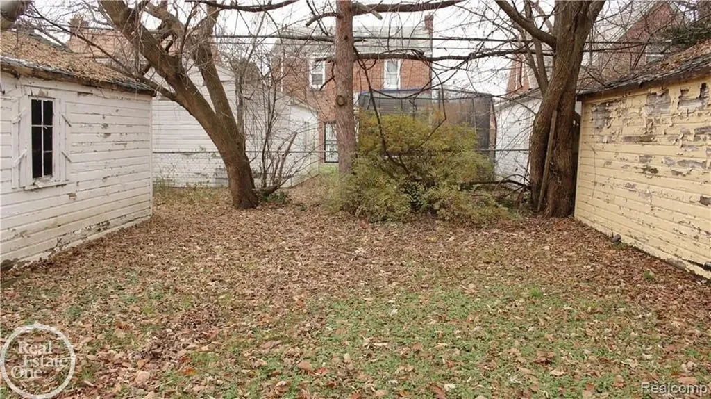 16735 Oakfield Street Detroit City MI 48235