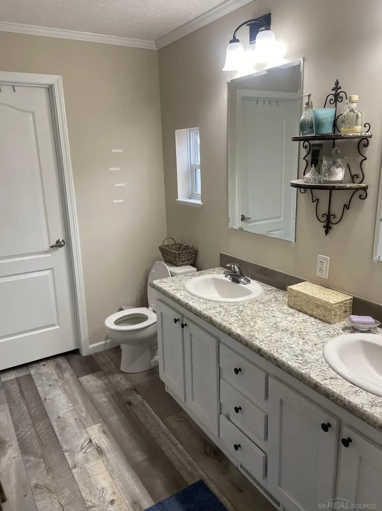 7122 Belmont Lane Hamburg Township MI 48189