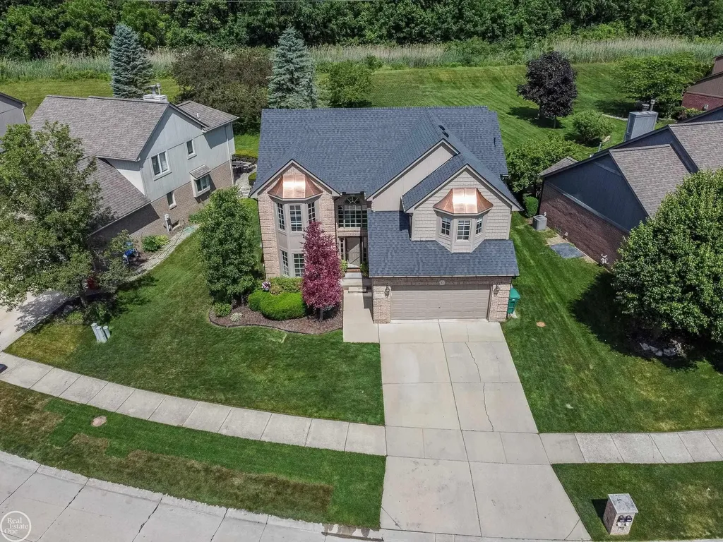 57667 Yorkshire Court Washington Township MI 48094