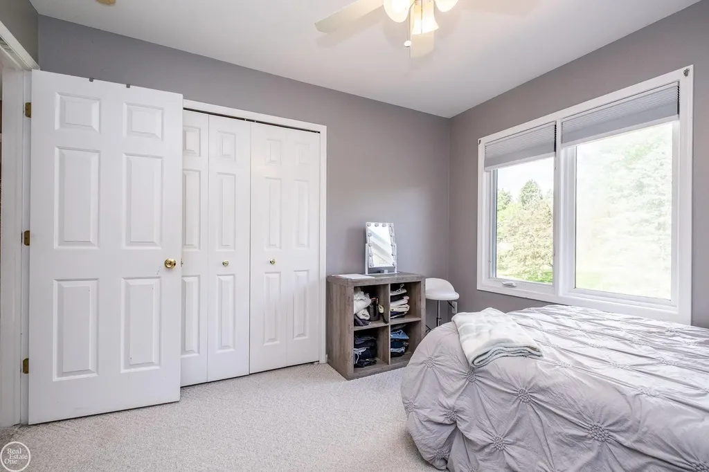 57667 Yorkshire Court Washington Township MI 48094