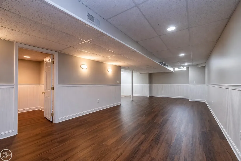 57667 Yorkshire Court Washington Township MI 48094