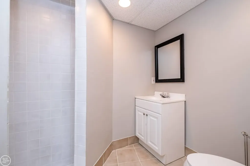 57667 Yorkshire Court Washington Township MI 48094