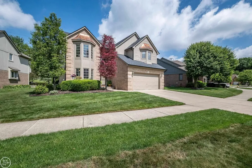 57667 Yorkshire Court Washington Township MI 48094