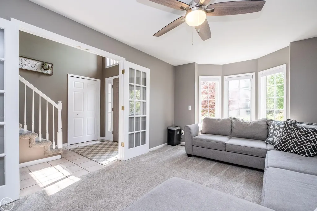 57667 Yorkshire Court Washington Township MI 48094