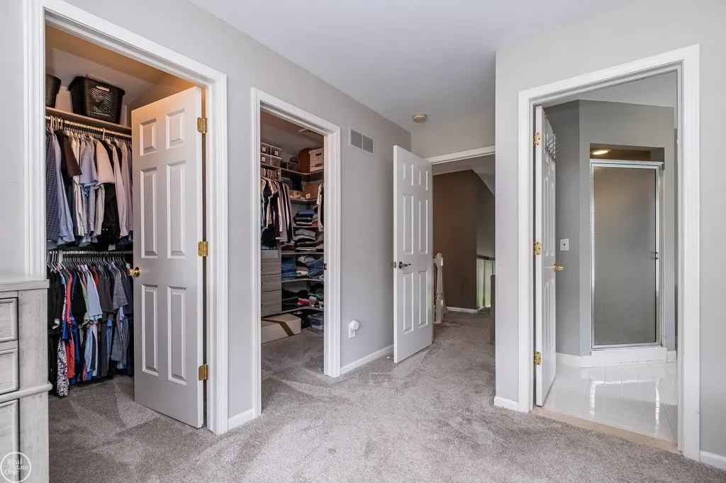 57667 Yorkshire Court Washington Township MI 48094