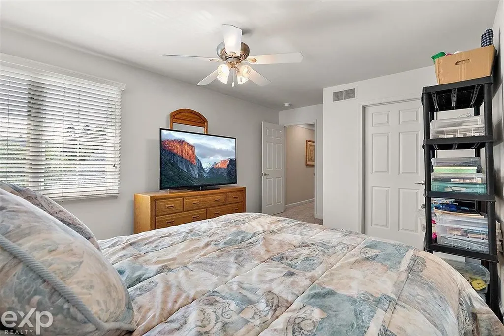 54380 Sassafras Drive Shelby Charter Township MI 48315