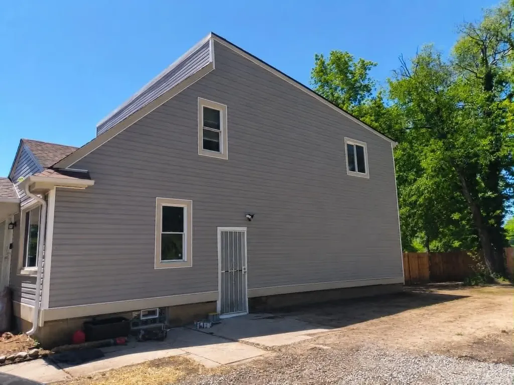 16251 Salem Street Detroit City MI 48219