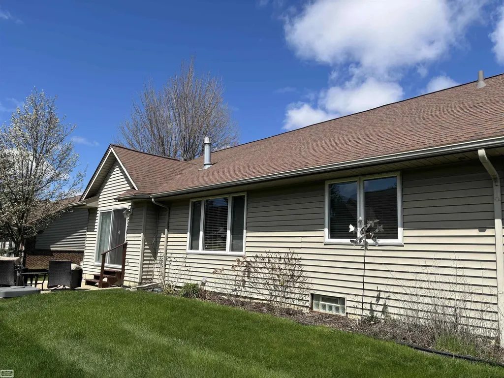 34904 Chickadee Ridge Richmond City MI 48062