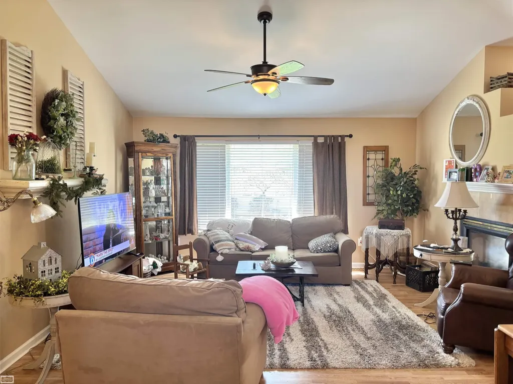 34904 Chickadee Ridge Richmond City MI 48062