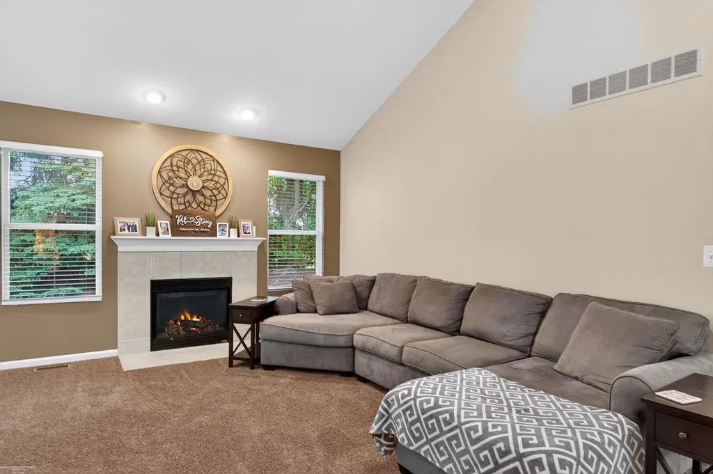 52688 Sable Drive Macomb Township MI 48042