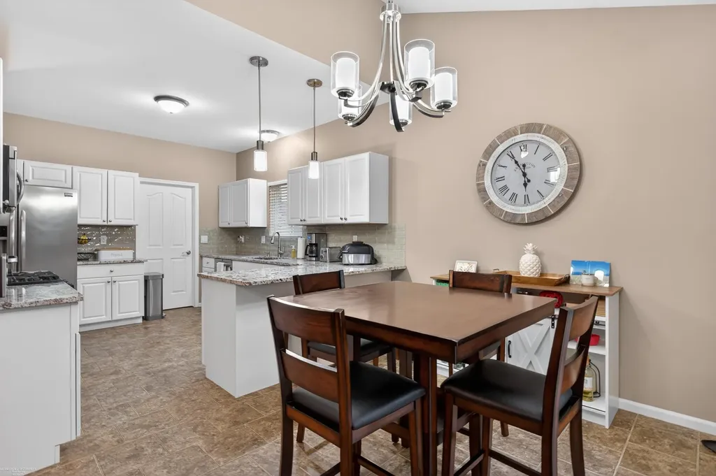 52688 Sable Drive Macomb Township MI 48042