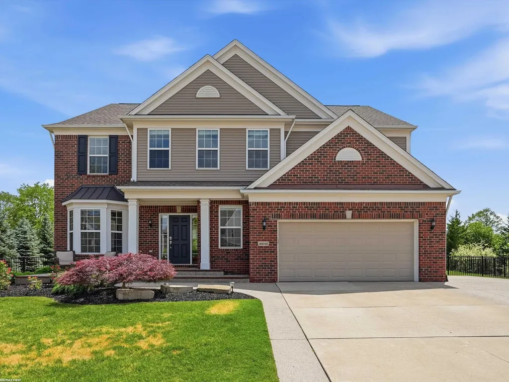 49090 Camarosa Lane Macomb Township MI 48044