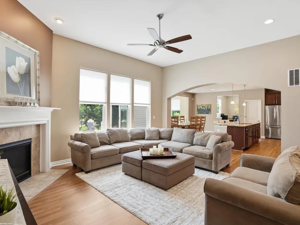 49090 Camarosa Lane Macomb Township MI 48044