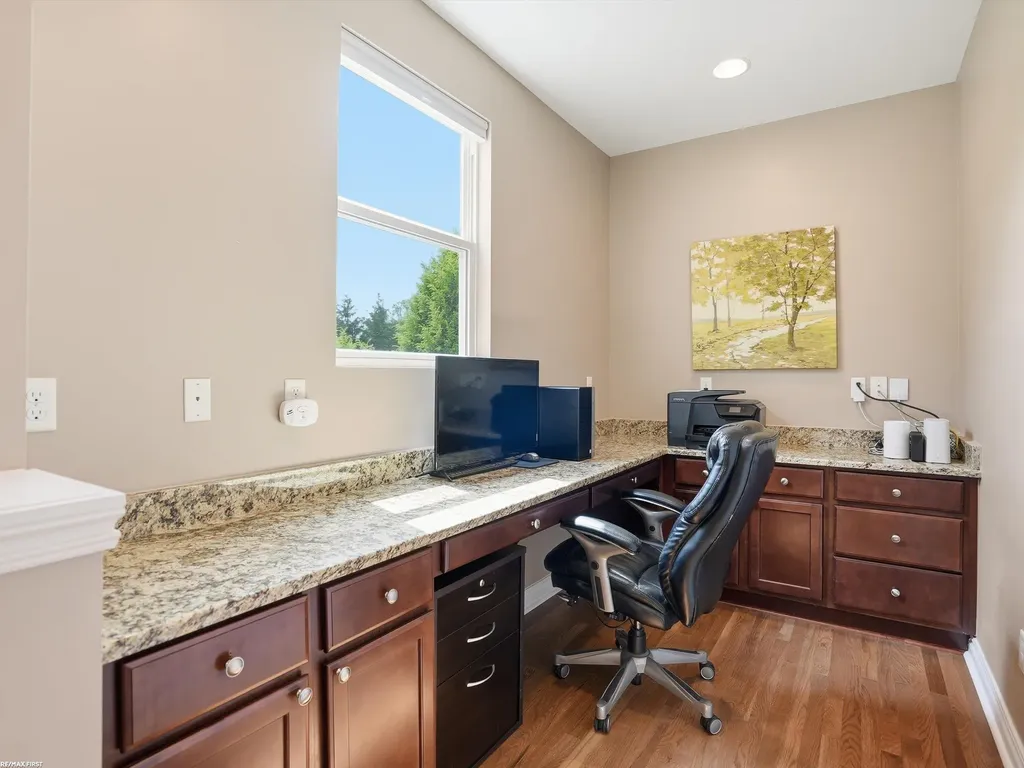 49090 Camarosa Lane Macomb Township MI 48044