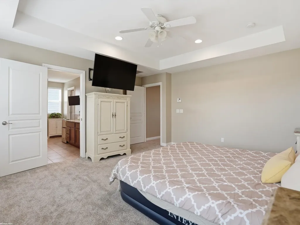 49090 Camarosa Lane Macomb Township MI 48044