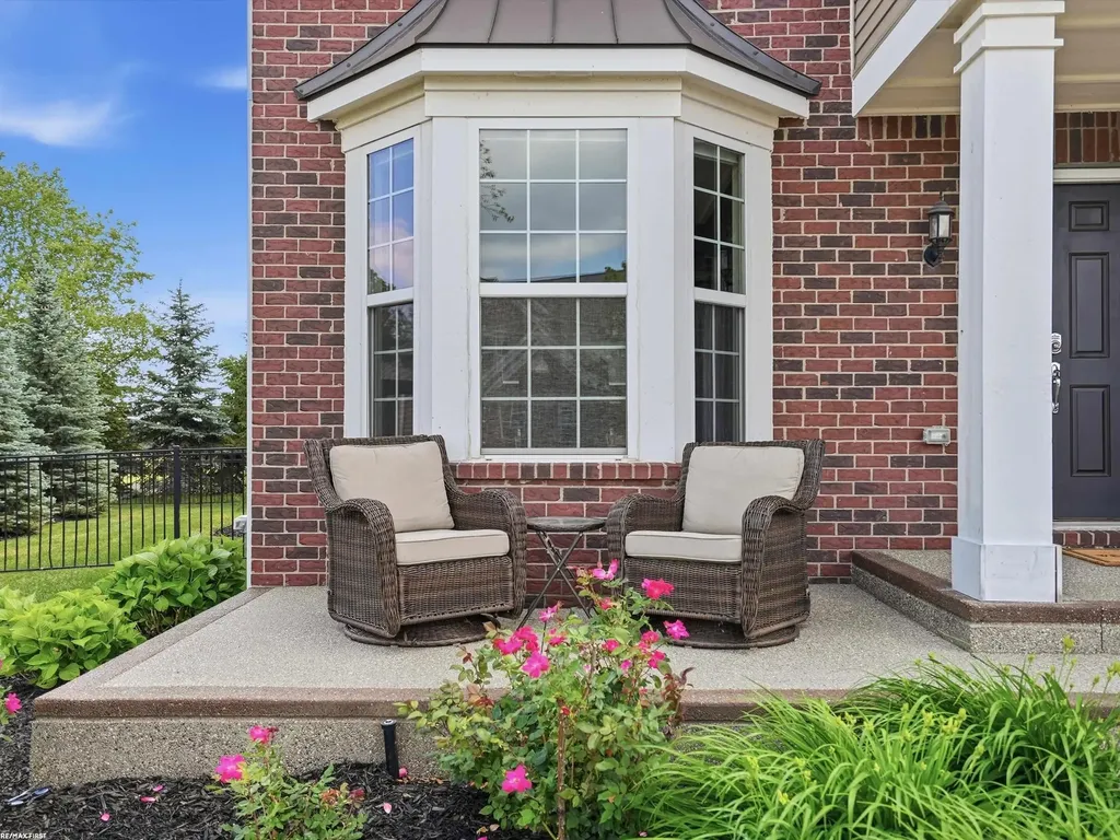49090 Camarosa Lane Macomb Township MI 48044