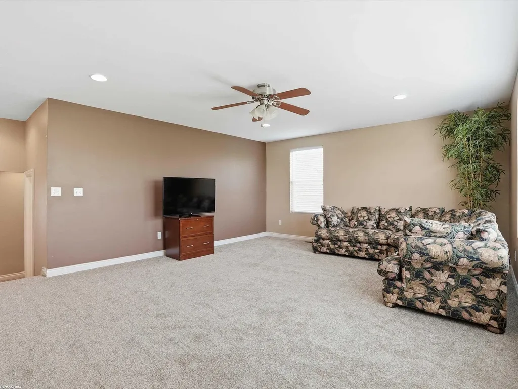 49090 Camarosa Lane Macomb Township MI 48044
