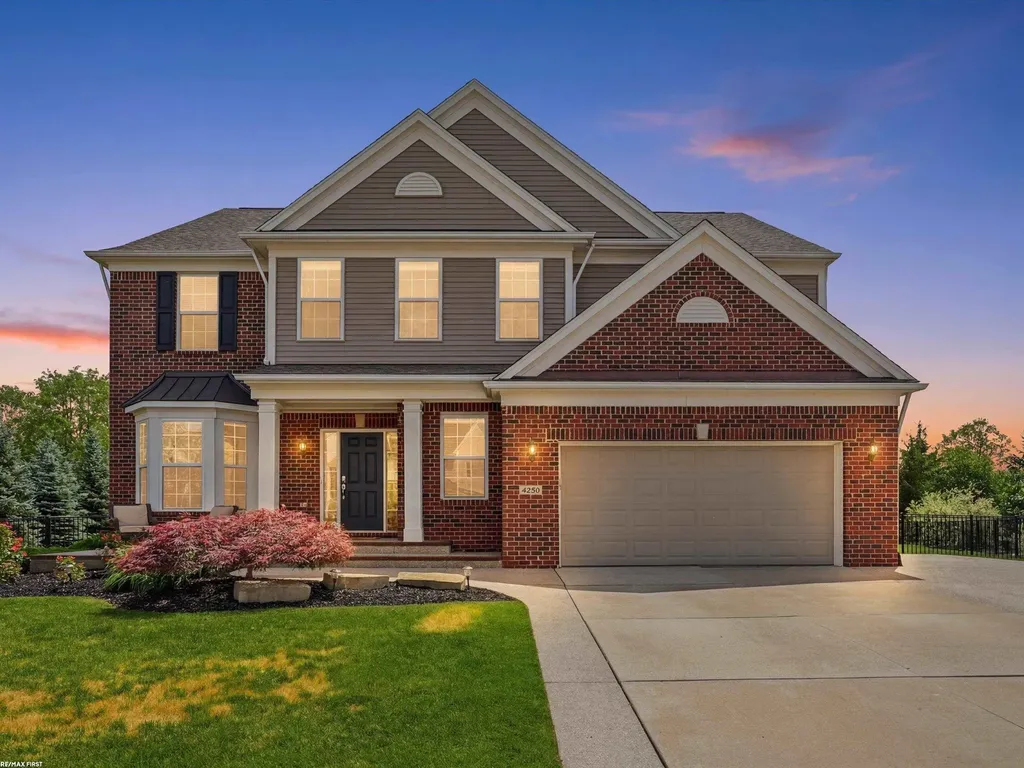 49090 Camarosa Lane Macomb Township MI 48044
