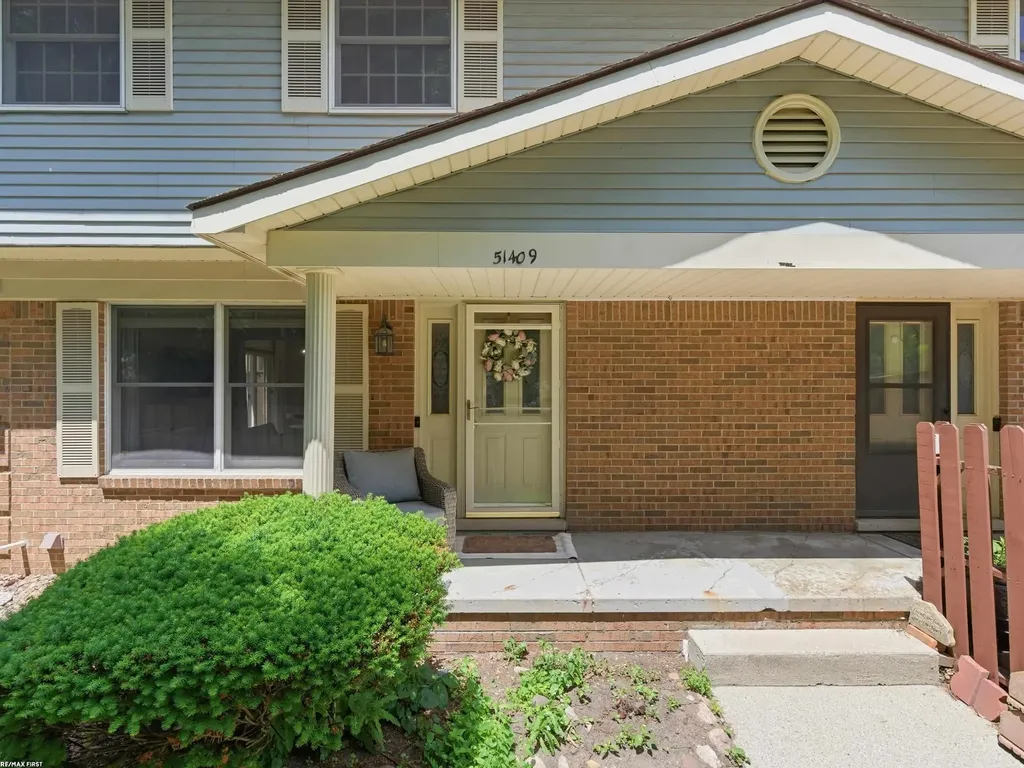 51409 Ashley Street New Baltimore City MI 48047