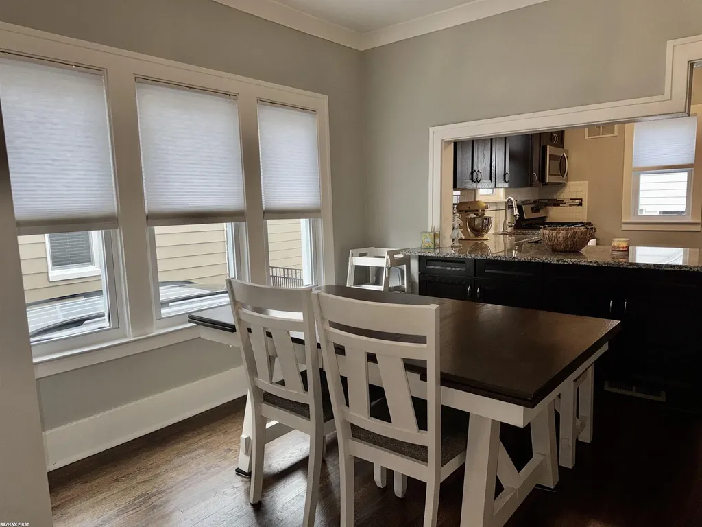 608 S Edgeworth Avenue Royal Oak City MI 48067