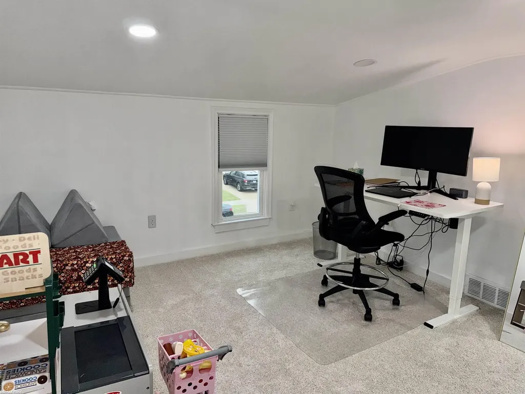608 S Edgeworth Avenue Royal Oak City MI 48067