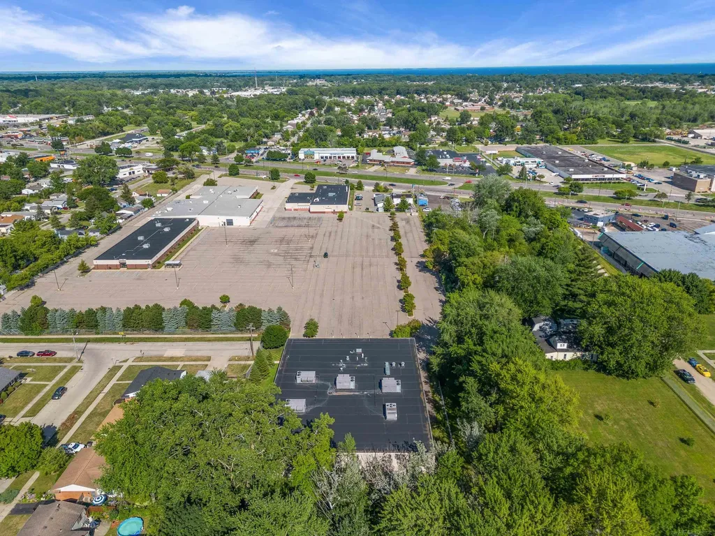 34375 S Gratiot Avenue Clinton Charter Township MI 48035